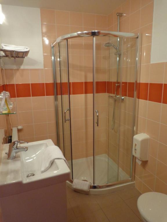 Cit'Hotel Du Tigre Verdun-sur-Meuse Quarto foto